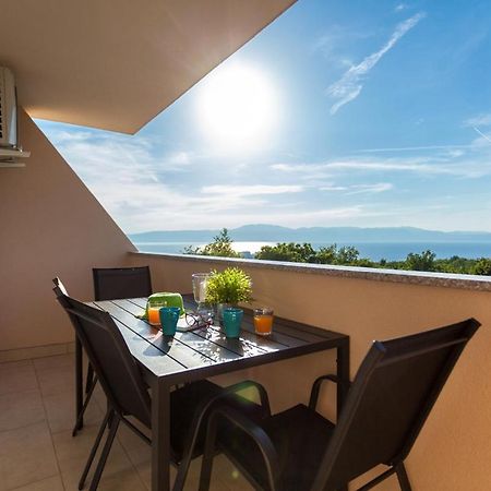 Apartments Didi Omisalj Ngoại thất bức ảnh