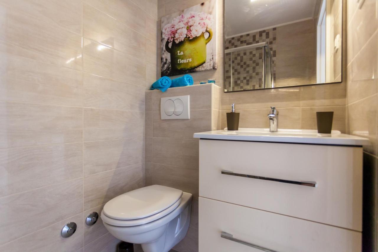 Apartments Didi Omisalj Ngoại thất bức ảnh