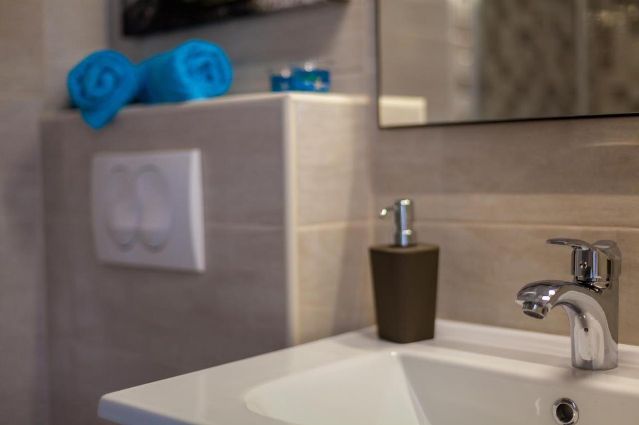 Apartments Didi Omisalj Ngoại thất bức ảnh