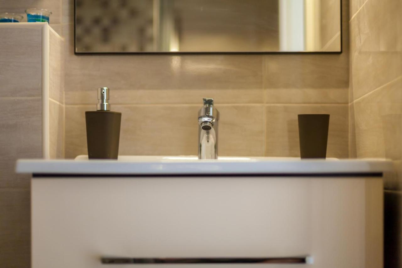 Apartments Didi Omisalj Ngoại thất bức ảnh