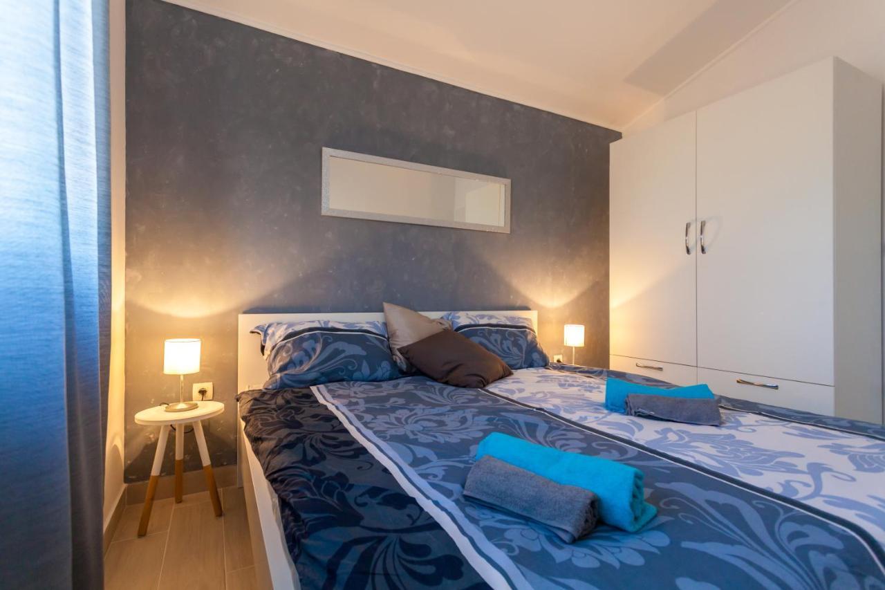 Apartments Didi Omisalj Ngoại thất bức ảnh