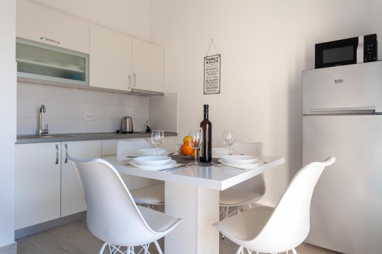 Apartments Didi Omisalj Ngoại thất bức ảnh